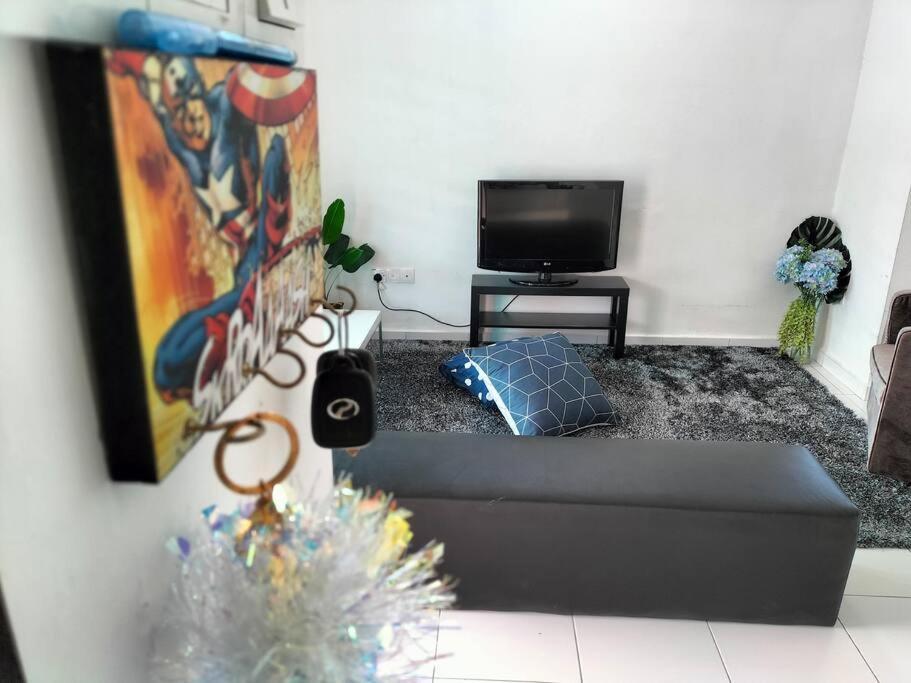 Iris 55 Corner Lot House Spacious Outdoor With Wi-Fi Johor Bahru Exterior photo